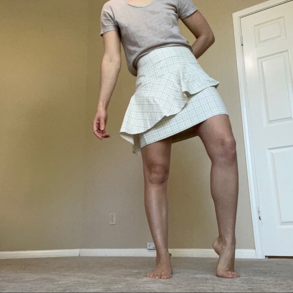 Joie Botan White Plaid Ruffle Tiered Mini Skirt, size 8 - Picture 5 of 16